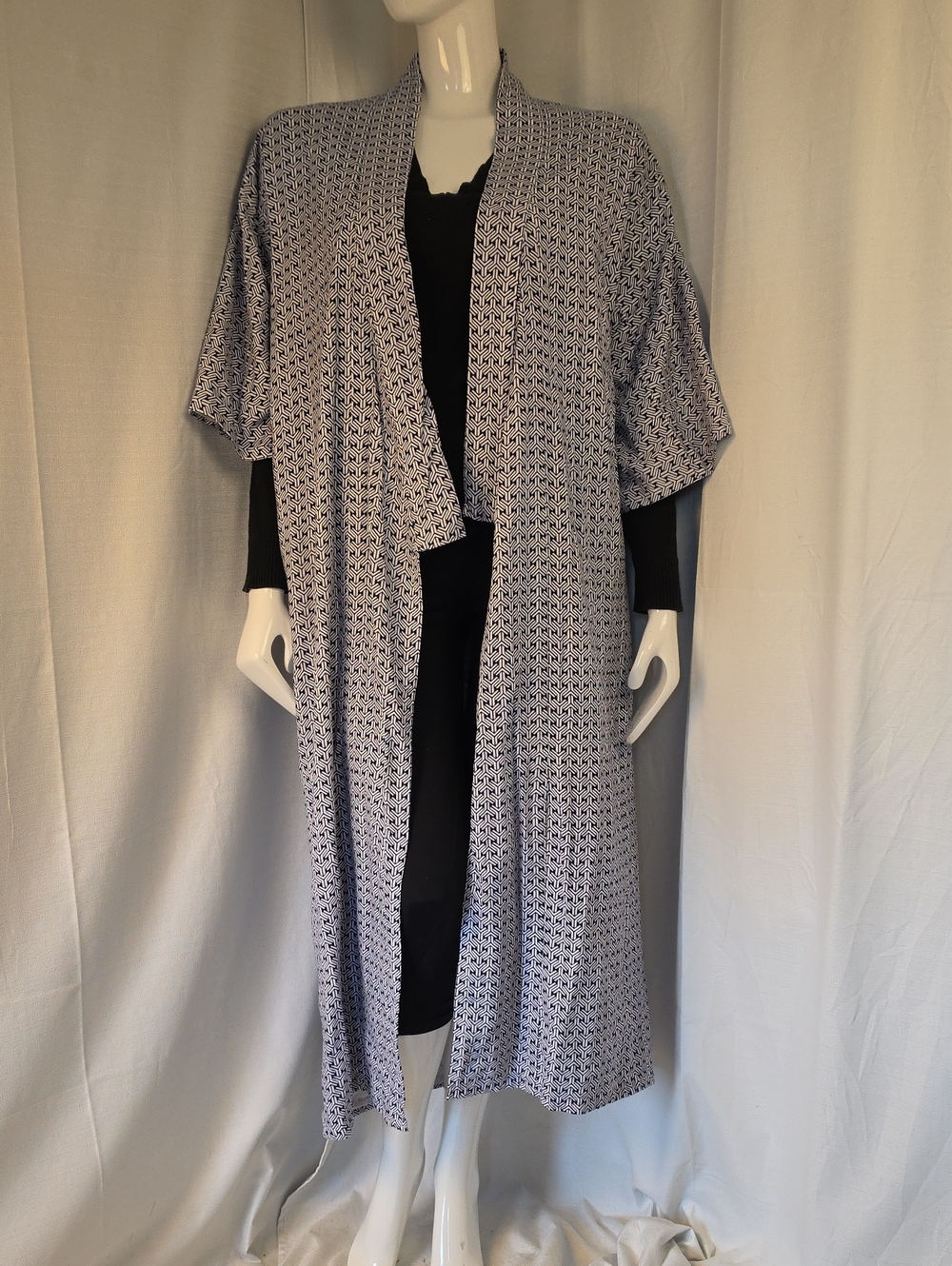 Casual Summer 100% Cotton Navy & White Lined Kimono Made in Japan Size Large